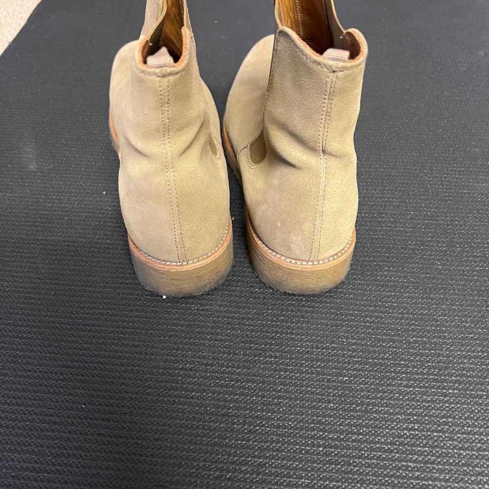 THE TAUPE CREPE CHELSEA BOOTS - 8 US / EU 41 | ORO Los Angeles - Picture 10 of 10
